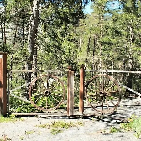 L'evasion Authentique - Nature & Cheminee Les Thuiles