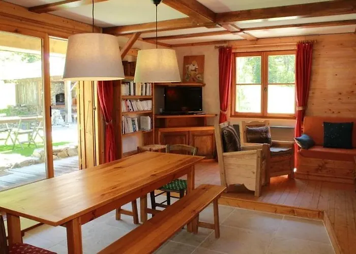 L'evasion Authentique - Nature & Cheminee Les Thuiles